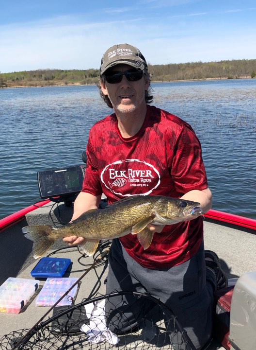 Mark Hill with some nice eye's on the 3.5" Drop Shiner!